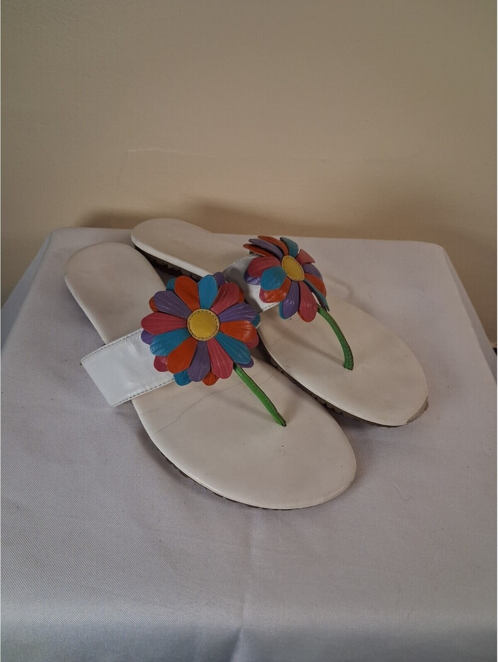 Madeline Women’s 9 Slip on Sandals Boho Beachy Retro 90s Y2k Girlcore Colorful